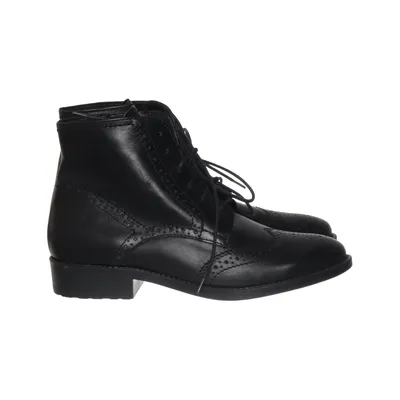 Laced boots (Black) from Tamaris Leather