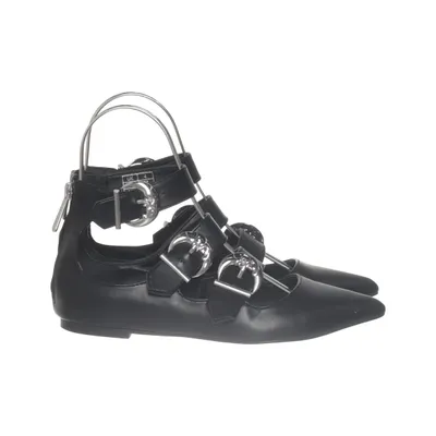 Sandals (Black) from Killstar