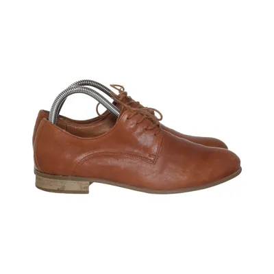 Derby schoenen (Bruin) van Ten Points