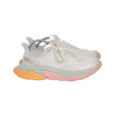 Löparskor (W CLIFTON EDGE) från Hoka One One