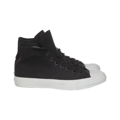 Canvas shoes (Allstars , Chucks) from Converse
