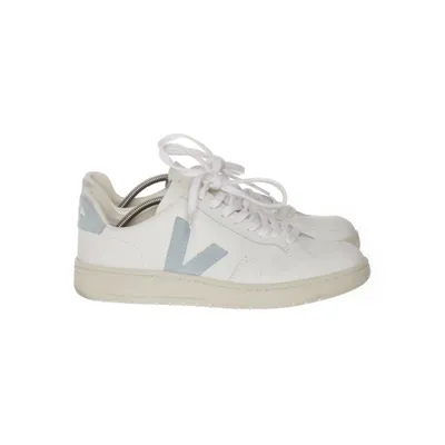 Sneakers (White, Blue) from Veja
