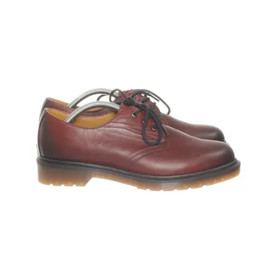Derbyskor (Röd, Svart) från Dr. Martens
