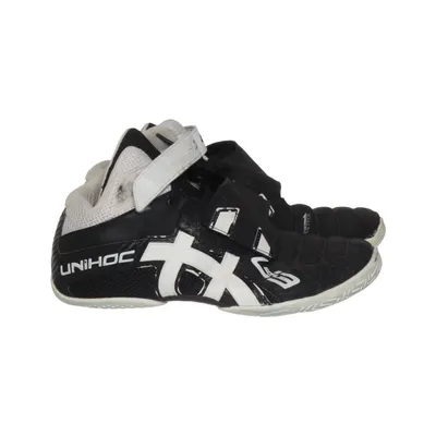 Trainers (Black, White) from Unihoc