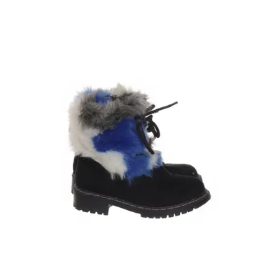 Laced boots (Black) from Stuart Weitzman