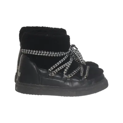 Laced boots (Black) from Inuikii