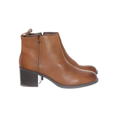 Heeled boots (Brown) from Pace Leather