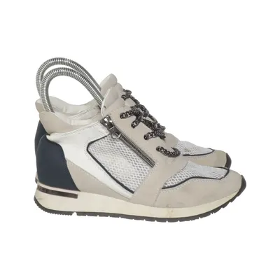 Sneakers (Beige, White, Black) from Carolina Boix
