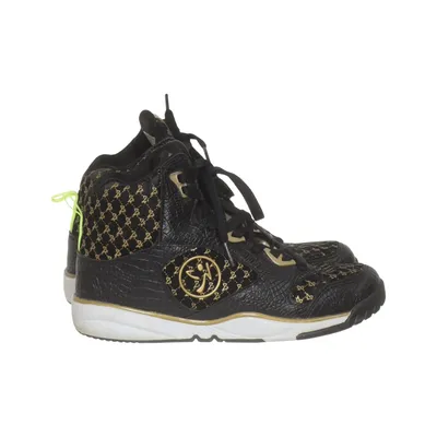 Sneakers (Black, Gold) from Zumba Leather