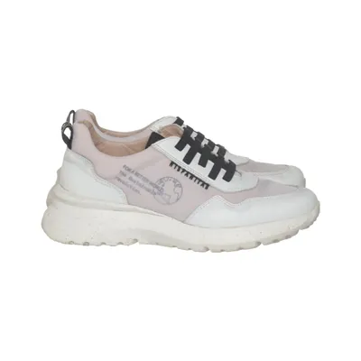 Trainers (White, Pink) from Hispanitas