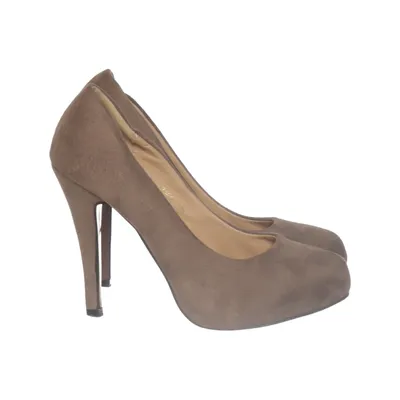 Pumps (Beige) from Diamantique