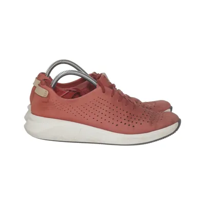 Trainers (Unstructured) from Unstructured by Clarks Leather