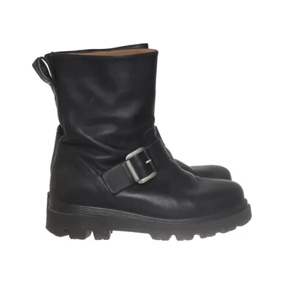Boots (Svart) från Flattered