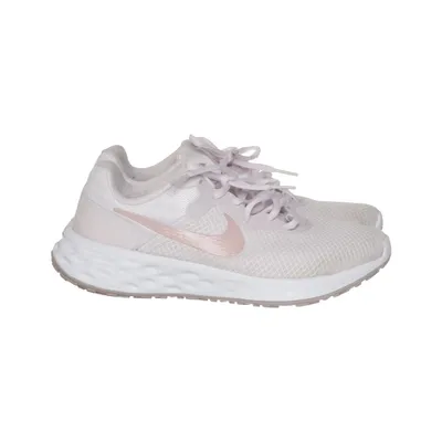 Running shoes (Revolution 6) from Nike Running