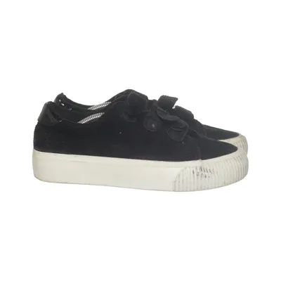 Sneakers (Black) from Zlabels