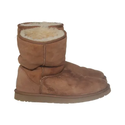 Stövlar (Classic Short) från UGG Skinn