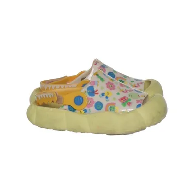 Slip-ins (Yellow, Multicolored) from Mini Melissa Polyurethane