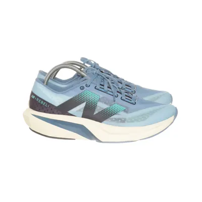 Sneakers (Rebel v4) from New Balance