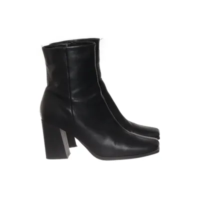 Bottes à talons (Noir) de Truffle Collection