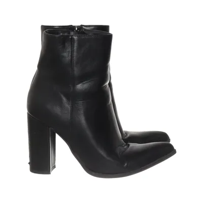 Bottes à talons (Noir) de Ideal Shoes