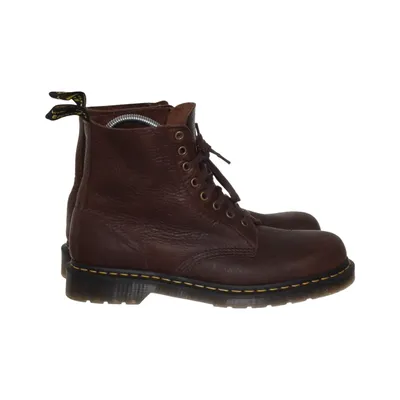 Laced boots (Pascal) from Dr. Martens Polyurethane