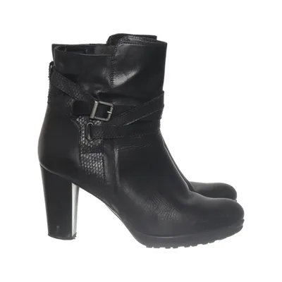 Heeled boots (Black) from UK London