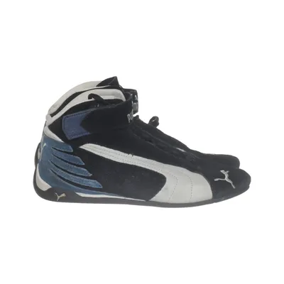 Wrestling shoes (Black, White) from Puma Leather