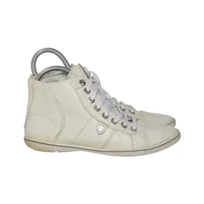 Sneakers (White) from Novita Leather