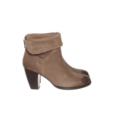 Heeled boots (Brown) from Nilson Leather