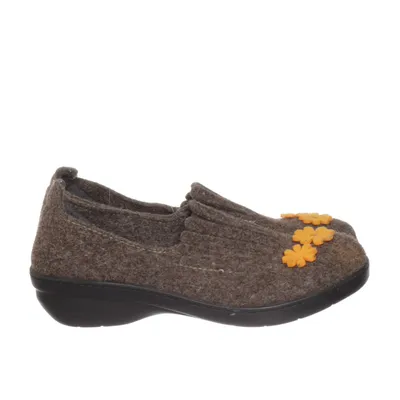 Slippers (Bruin) van New Feet