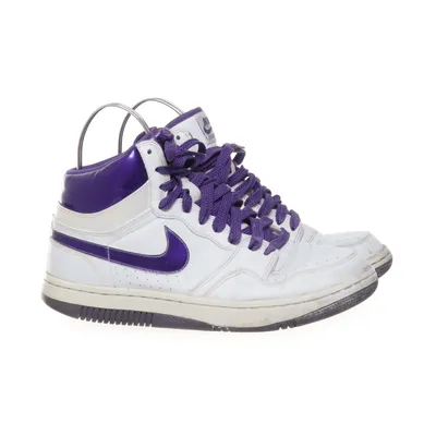 Basketball shoes (White, Purple) from Nike