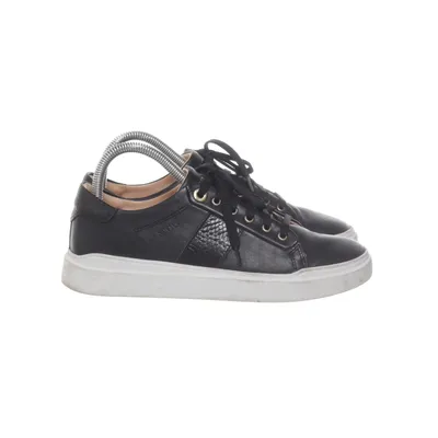 Sneakers (Black) from VITA