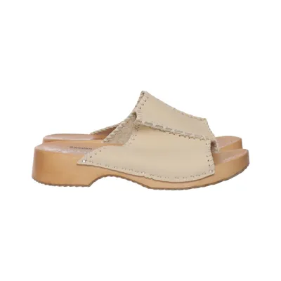 Clogs (Beige) from Moheda