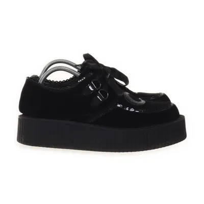 Sneakers (Svart) från Killstar