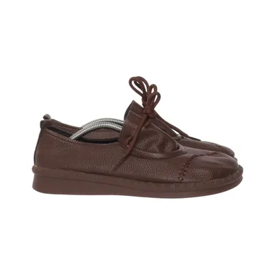 Walking shoes (Brown)