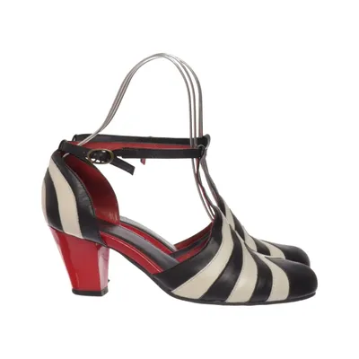 Escarpins (Noir, Blanc, Rouge) de Lola Ramona Cuir