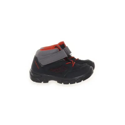Laced boots (Black, Red) from Decathlon