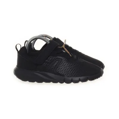 Gymnastic shoes (Black) from Newfeel