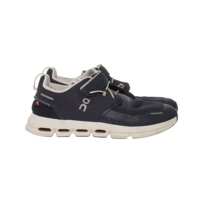 Running shoes (Blue, White) from On Cloud