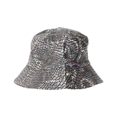 Bucket hat (bucket hat, fisherman hat, festival hat, rave hat, metallic bucket hat, holographic bucket hat, iridescent hat, reflective hat, silver bucket hat, chrome look, snake print, reptile print, crocodile pattern, embossed texture, futuristic fashion, cyberpunk, cyber fashion, techno style, EDM festival, rave wear, festival fashion, clubwear, streetwear, urban fashion, Y2K fashion, Y2K aesthetic, 2000s style, Harajuku fashion, Japanese streetwear, alternative fashion, edgy style, statement accessory, eye-catching hat, shiny hat, glossy finish, fashion accessory, unisex hat, men's hat, women's hat, one size, size 58, summer hat, sun hat, travel hat, vacation style, concert outfit, DJ style, nightclub fashion, cosplay accessory, Halloween accessory, Burning Man, Tomorrowland, music festival, dance festival, techno festival, unique gift, trendy hat, influencer style, Instagram fashion, TikTok fashion, bold fashion, modern style, silver fashion, futuristic accessory, standout look.) Polyester