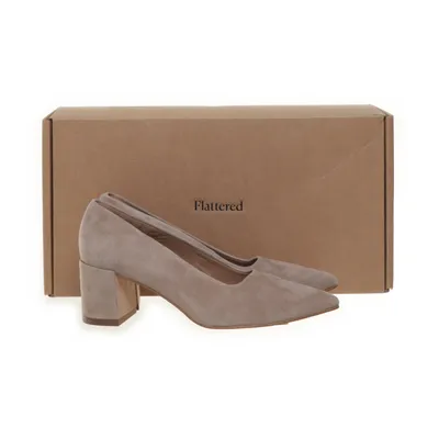 Pumps (Beige) från Flattered Mocka