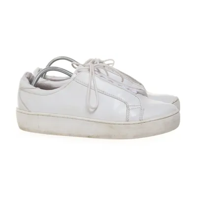 Walking shoes (White) from Xit