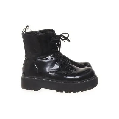 Laced boots (Black) from Vox