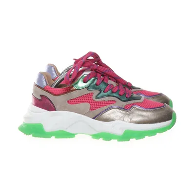 Sneakers (Pink, Multicolored) from DWARS
