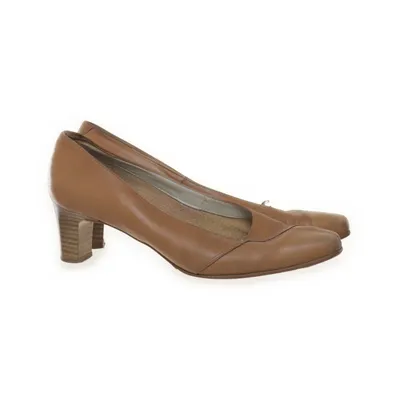 High heels (Beige) from Janita
