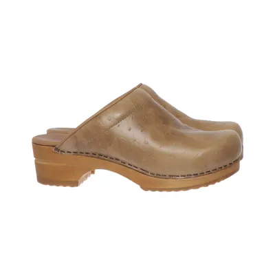 Clogs (Brown) from Sanita Leather