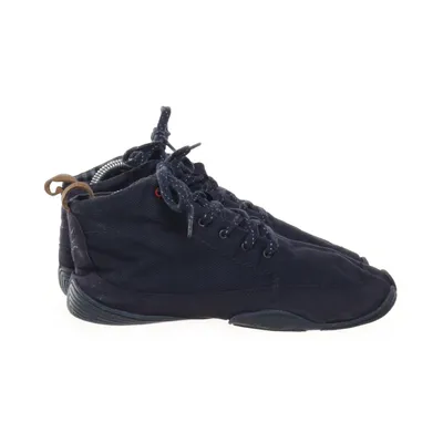 Walking shoes (Blue) from Wildling Shoes