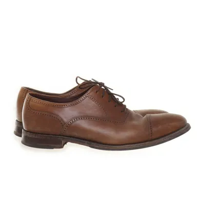 Brogues (Brun) från Loake 1880 Skinn
