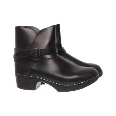 Clogs (Black) from Calou Leather