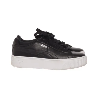 Sneakers (Black, White) from Puma